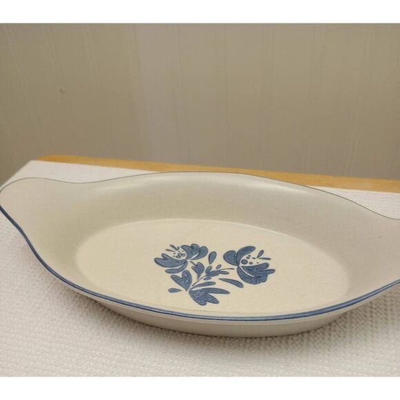 Pfaltzgraff Yorktown blue au gratin casserole dish # 270 - Picture 1 of 6